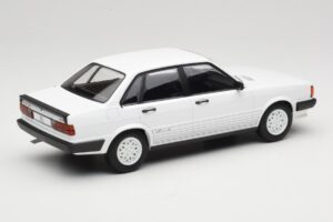 Audi 80 B2 GTE Hvid MCG 1:18 MCG18527 Metal — billede 2 af 6