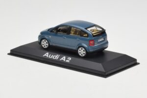 Audi A2 Blue Metallic Minichamps 1:43 20022200748005 Metal — billede 3 af 4