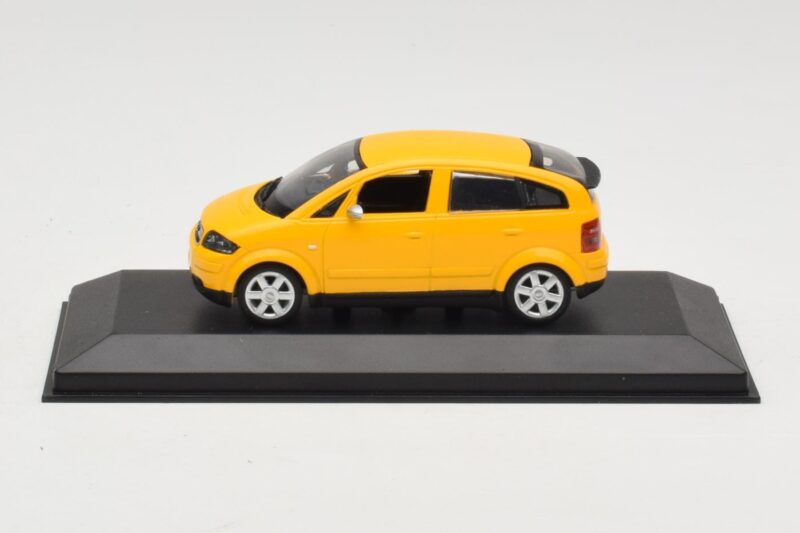 Audi A2 8Z Gul Minichamps 1:43 AUDI005 Metal