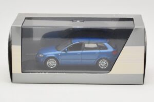 Audi A3 8P Sportback Mauritius Blue Minichamps 1:43 5010403033 Metal — billede 4 af 4