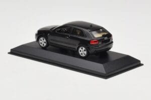 Audi A3 8P Black Metallic Minichamps 1:43 12000 Metal — billede 3 af 4