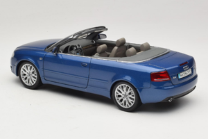 Audi A4 B6 Cabriolet Blå Norev 1:18 5010504325 Metal — billede 7 af 9