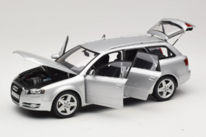Audi A4 B7 3.2 Quattro Avant Sølv Minichamps 1:18 5010404215 Metal — billede 2 af 8
