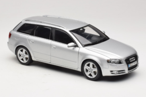 Audi A4 B7 3.2 Quattro Avant Sølv Minichamps 1:18 5010404215 Metal — billede 6 af 8