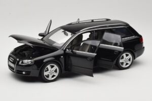 Audi A4 B8 Avant 3.2 Quattro Sort Minichamps 1:18 5010404225 Metal — billede 2 af 8