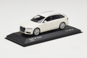 Audi A4 B8 Avant Hvid Minichamps 1:43 410011010 Metal — billede 2 af 5