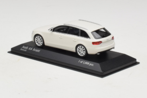 Audi A4 B8 Avant Hvid Minichamps 1:43 410011010 Metal — billede 3 af 5