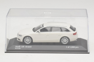 Audi A4 B8 Avant Hvid Minichamps 1:43 410011010 Metal — billede 4 af 5