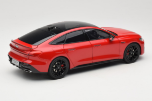 Audi A5L Sportback Rød OEM 1:18 ZAM60004A Metal — billede 3 af 8