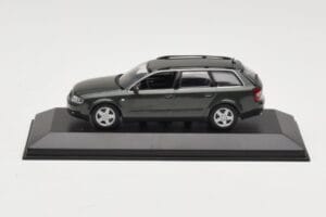 Audi A6 C5 Avant Mørkegrå Minichamps 1:43 AUDI006 Metal