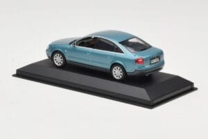 Audi A6 C5 Lyseblå Minichamps 1:43 AUDI004 Metal — billede 3 af 4