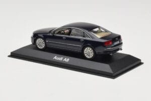 Audi A8 D3 Blue Metallic Light Interior Minichamps 1:43 20000001386003 Metal — billede 3 af 4