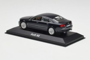 Audi A8 D3 Mauritius Blå Metallic Minichamps 1:43 5010508123 Metal — billede 3 af 4