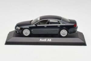 Audi A8 D3 Mauritius Blå Metallic Minichamps 1:43 5010508123 Metal