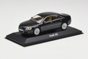Audi A8 D3 Phantom Sort Minichamps 1:43 5010508133 Metal — billede 2 af 4