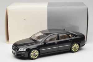 Audi A8 D3 W12 Sort Kyosho 1:18 5010508135 Metal — billede 8 af 8