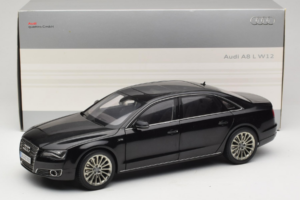 Audi A8L D3 W12 Phantom Black Kyosho 1:18 5011008125 Metal — billede 8 af 8