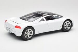 Audi Avus Quattro Alpine White Revell 1:18 08913 Metal — billede 3 af 8