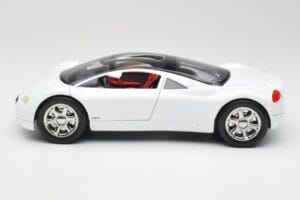 Audi Avus Quattro Alpine White Revell 1:18 08913 Metal — billede 4 af 8