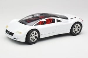 Audi Avus Quattro Alpine White Revell 1:18 08913 Metal