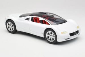 Audi Avus Quattro Alpine White Revell 1:18 08913 Metal — billede 6 af 8