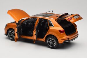 Audi Q3 F3 Orange Metallic Paudi Model 1:18 05962Q32019 Metal — billede 5 af 8