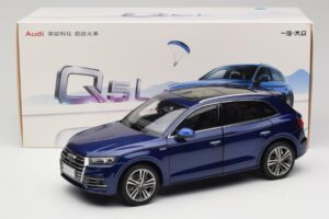 Audi Q5L FY Blå Paudi Model 1:18 33729 Metal — billede 8 af 8