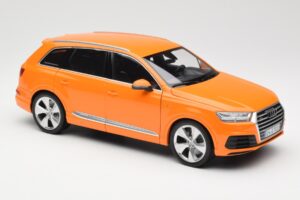 Audi Q7 4M Orange Metallic Minichamps 1:18 110014004 Metal — billede 6 af 8