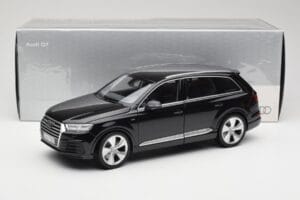 Audi Q7 4M Orca Black Minichamps 1:18 5011407625 Metal — billede 8 af 8