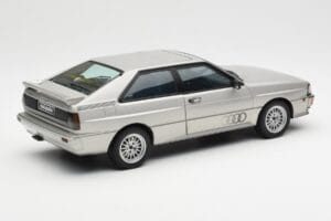 Audi Quattro LWB Sølv AUTOart 1:18 70303 Metal — billede 3 af 8