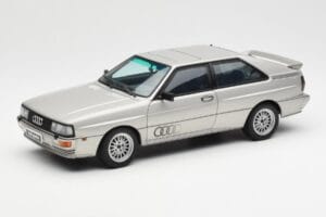 Audi Quattro LWB Sølv AUTOart 1:18 70303 Metal