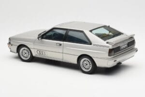 Audi Quattro LWB Sølv AUTOart 1:18 70303 Metal — billede 7 af 8