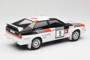 Audi Quattro #5 H. Mikkola / A. Hertz 1000 Lakes Rally 1982 IXO 1:18 18RMC094B Metal — billede 2 af 6
