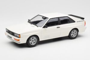 Audi Quattro Hvid Minichamps 1:18 155016120 Metal