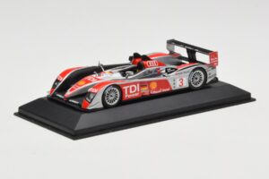 Audi R10 TDI LMP1 #3 L. Luhr / A. Premat / M. Rockenfeller 24 Hours of Le Mans 2008 Minichamps 1:43 400089903 Metal — billede 2 af 4