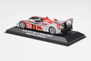 Audi R10 TDI LMP1 #1 F. Biela / E. Pirro / M. Werner 24 Hours of Le Mans 2007 Minichamps 1:43 5020700213 Metal — billede 3 af 4