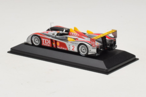 Audi R10 TDI LMP1 #2 R. Capello / T. Kristensen 2007 Minichamps 1:43 400071602 Metal — billede 3 af 4