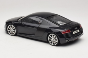 Audi R8 Sort Kyosho 1:18 09213BK Metal — billede 7 af 8