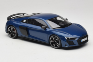 Audi R8 Ascari Blue Jada 1:18 5011918451 Metal — billede 4 af 6