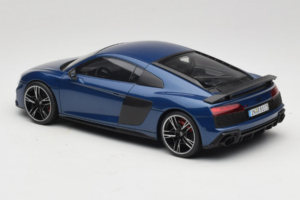 Audi R8 Ascari Blue Jada 1:18 5011918451 Metal — billede 5 af 6