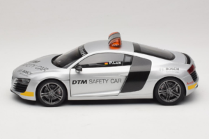 Audi R8 Safety Car 24 Hours of Le Mans 2008 Kyosho 1:18 09214DTM Metal — billede 3 af 8