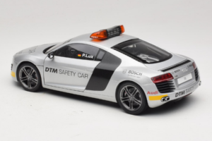 Audi R8 Safety Car 24 Hours of Le Mans 2008 Kyosho 1:18 09214DTM Metal — billede 4 af 8