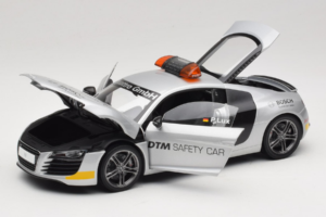 Audi R8 Safety Car 24 Hours of Le Mans 2008 Kyosho 1:18 09214DTM Metal — billede 8 af 8
