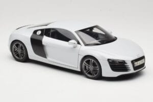 Audi R8 Type 42 Suzuka Grey Kyosho 1:18 09213SG Metal — billede 6 af 8