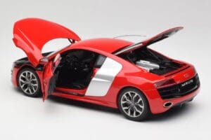 Audi R8 V10 Brilliant Rød Kyosho 1:18 09216RR Metal — billede 5 af 8
