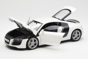 Audi R8 Type 42 Hvid Kyosho 1:18 09213W Metal — billede 2 af 8