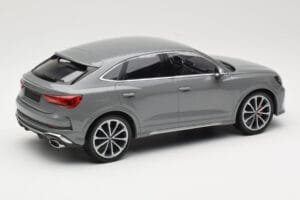 Audi RS Q3 F3 Sportback Grå Minichamps 1:18 155018100 Metal — billede 2 af 6