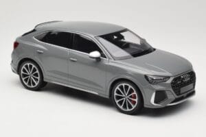 Audi RS Q3 F3 Sportback Grå Minichamps 1:18 155018100 Metal — billede 4 af 6