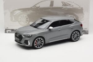 Audi RS Q3 F3 Sportback Grå Minichamps 1:18 155018100 Metal — billede 6 af 6