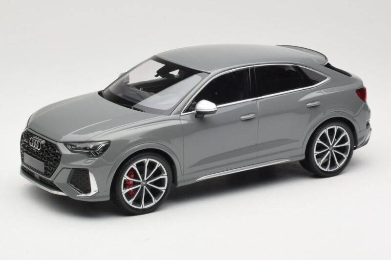 Audi RS Q3 F3 Sportback Grå Minichamps 1:18 155018100 Metal